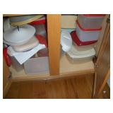 TUPPERWARE AND PLASTIC CONTAINERS CONTENTS OF