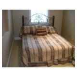 QUEEN SIZE METAL BED FRAME