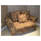STANLEY FURNITURE LOVE SEAT 70X36X39