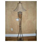FLOOR LAMP 5 1/2 FT TALL