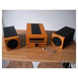 YAMAHA RECEIVER & SPEAKERS YST MODEL CRX040