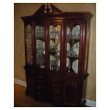 STANLEY FURNITURE NEOCLASSIC CHINA-DISPLAY CABINET