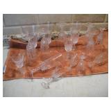 16 DIAMOND PRESS CRYSTAL FLUTED CHAMPANGE &