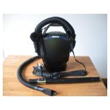 ORECK SHOULDER PACK VACUUM SWEEPER 16 INCH TALL