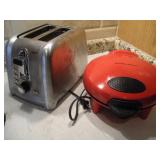 OSTER TOASTER AND HAMILTON BEACH SANDWICH