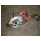 MILWAUKEE 7 3/4 IN WORM DRIVE CIRCULAR SAW