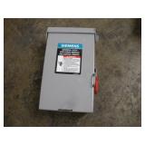 SIEMENS 240V NON FUSEABLE SAFTEY SWITCH