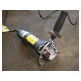 METABO 4 1/2 IN ANGLE GRINDER 115V