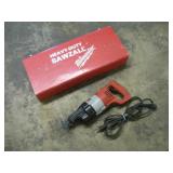 MILWAUKEE SAWSALL W/ CASE 115V