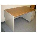 METAL FRAMED OFFICE DESK  60X30X30