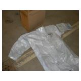 (20) DUPONT XL TYCHEM SUITS