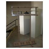 METAL UNIFORM RACK 48X13X77