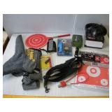 ASSORTED SPORTING ITEMS