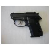 BARETTA TOMCAT .32 AUTO SEMI AUTO PISTOL W/