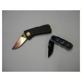 SOG "BLINK" AND "MINI TOPO" LOCK BLADE KNIVES W/
