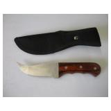 FIXED BLADE KNIFE W/ SHEATH AND 3IN BLADE