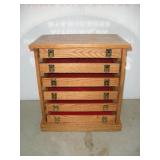 OAK KNIFE / GUN 6 DRAWER LOCKING DISPLAY CASE W/