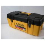 CRAFTSMAN 23IN PLASTIC TOOL BOX 23X10X10