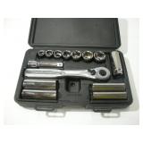 *NEW* CRAFTSMAN 3/8 DRIVE SOCKET SET W/ RATCHET