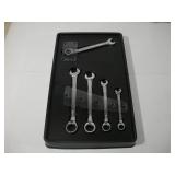*NEW* GEARWRENCH SAE RATCHETING COMBINATION--