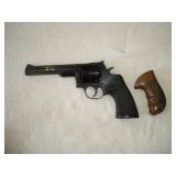 DAN WESSON .357 MAGNUM 6 SHOT REVOLVER W/