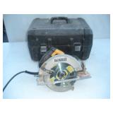 DEWALT 7 1/4 CIRCULAR SAW