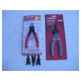 HUSKY & WHITE DOG SNAP RING PLIERS
