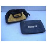 DEWALT TOOL BAG & PADFOLIO