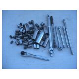 ASSORTED RATCHETS, EXTENSIONS & SOCKETS