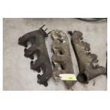 3 Chevy VB Exhaust Manifolds
