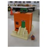 PlaySkool Sesame Street Building