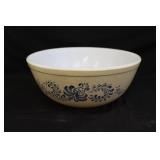 Lrg. Pyrex Mixing Bowl