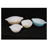 Vintage Pyrex Mixing Bowls