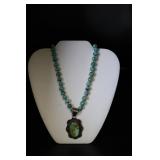 Bead Necklace w/Stone
