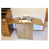 Singer Stylist Sewing Machine w/Pressed Wood Cabin