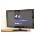 LG 32" HDMI TV w/remote