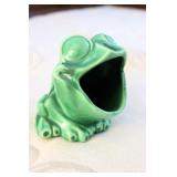Cagle Ceramic Frog