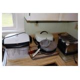 Counter Top Appliances & Baking Dishes
