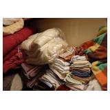 Bedding & Pillows