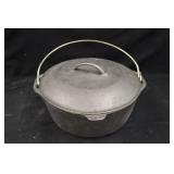#8 Cast Iron Dutch Oven
