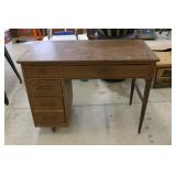 Kneehole Desk