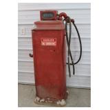 Vintage Bennett 588 Gas Pump