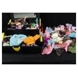 Caboodle full of Barbie & Others Accessories