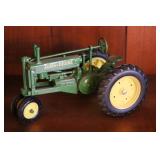Ertl 1/16 John Deere Antique Tractor