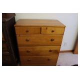 Pine 5 Drawer Dresser