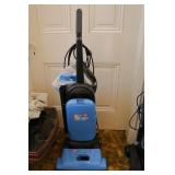 Hoover Wide Path Tempo Vacuum