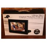 Ultraslim 7" Digital Picture Frame