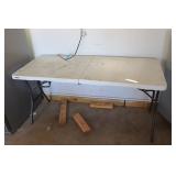 5' Folding Poly Table