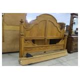 Vineyard King Size Headboard & Footboard