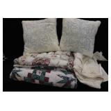 Comforter & Pillows